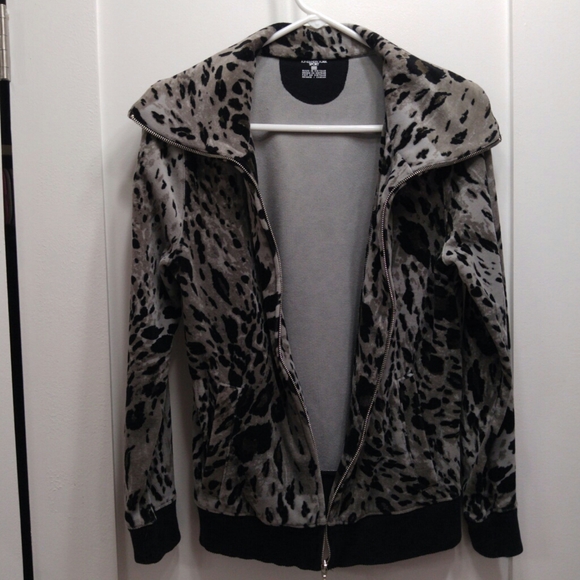 SOFT Velour leopard animal print spots athleisure zipper jacket - Picture 6 of 8